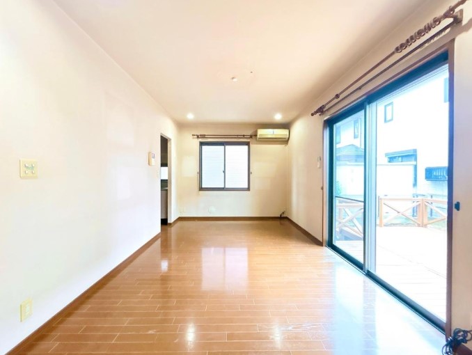 ��錧��J�s����5���ڂ̒��È�ˌ��Ẵ��r���O