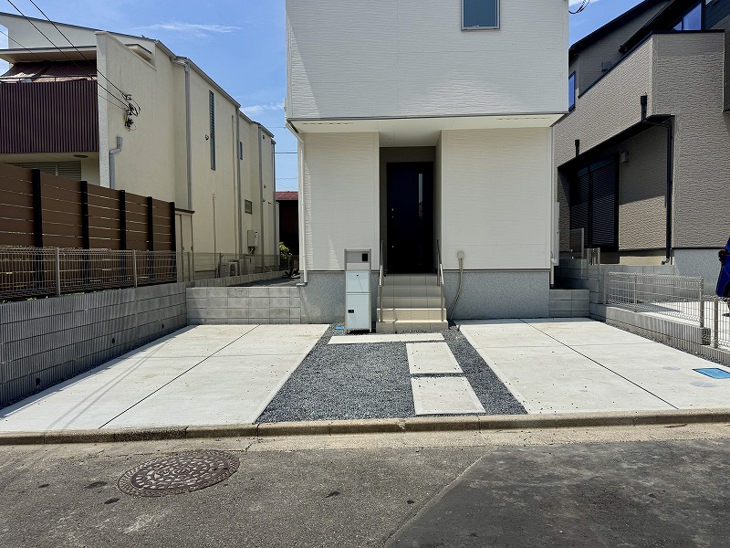 ��錧��J�s���P�u5���ڂ̐V�z��ˌ��Ă̒��ԏ�