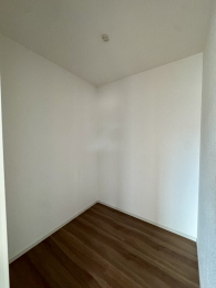 ��錧���Ύs������1���ڂ̐V�z��ˌ��Ă̂��̑�