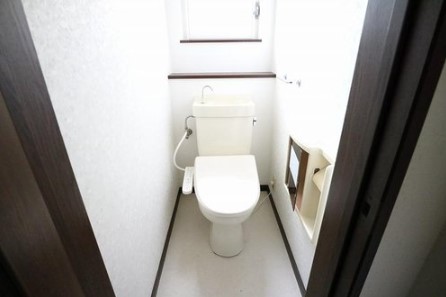 ��錧���s�����u2���ڂ̒��È�ˌ��Ẵg�C��