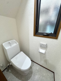 ��錧���s�ăm�䎚�ғc�̒��È�ˌ��Ẵg�C��