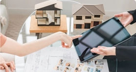 �l�����蕨�����Љ�Ă���ʐ^